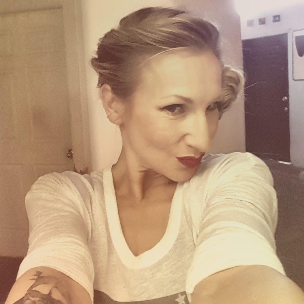 Meet your Posher, Erica